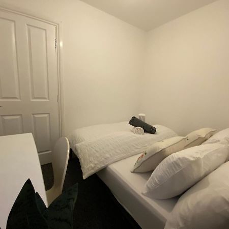 Nice Living Serviced Accommodations 3 Coventry Bagian luar foto