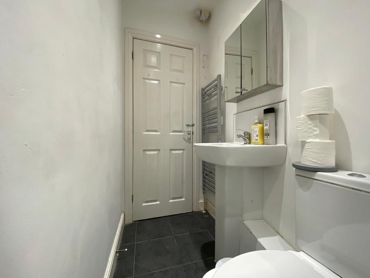 Nice Living Serviced Accommodations 3 Coventry Bagian luar foto